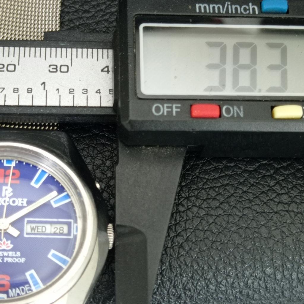 JAPAN VINTAGE RICOH R31 AUTOMATIC MENS BLUE COLOR DIAL WATCH a707734-1