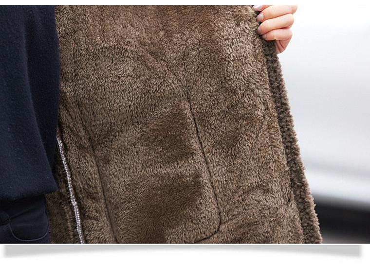 Mom's Winter Velvet-Lined Plaid Jacket - Warm, Cotton Padded, Plus Size for Middle-Aged & Elderly Women