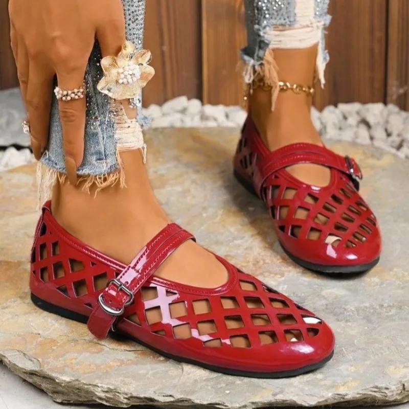 025 New  Buckle Strap Women's Flats Hollow Shoes Light Weight Comfortable Casual Slip-Ons Comfortable Flat Low Heels