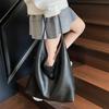 Retro Large-capacity Bag, Women's New Autumn Commuter Tote Bag, Shoulder Large Bag, Textured Armpit Bag.