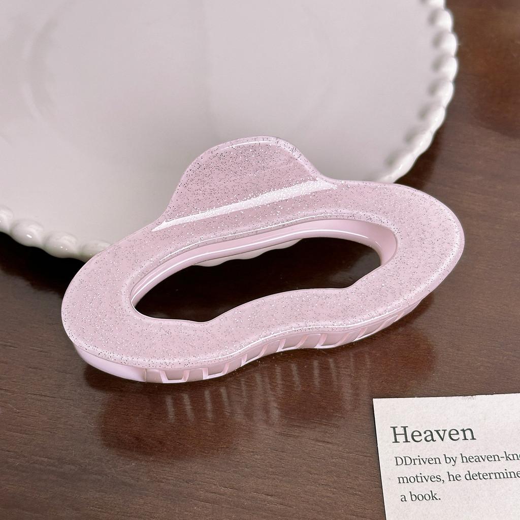 Premium Minimalist Hair Clips In Bright Colors With Unique Styles For Fashion Everyday