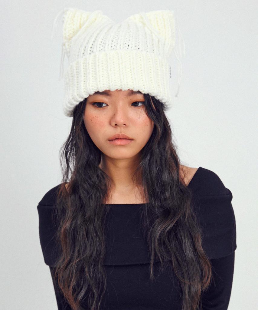 Seullipiseullib Bread White Beanie