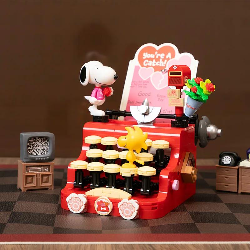 New Snoopy Retro Series Splicing Block Coffee Machine Typewriter Assembly Collection Model Children'S Toy Festival Gift