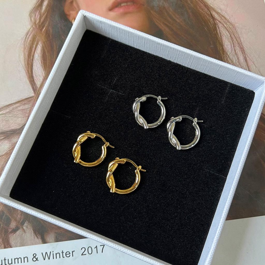 2023 New Trend Popular Brand Earrings Luxury Jewelry for Women Fashion Designer Eardrop Fine Quality Women's Ear Stud