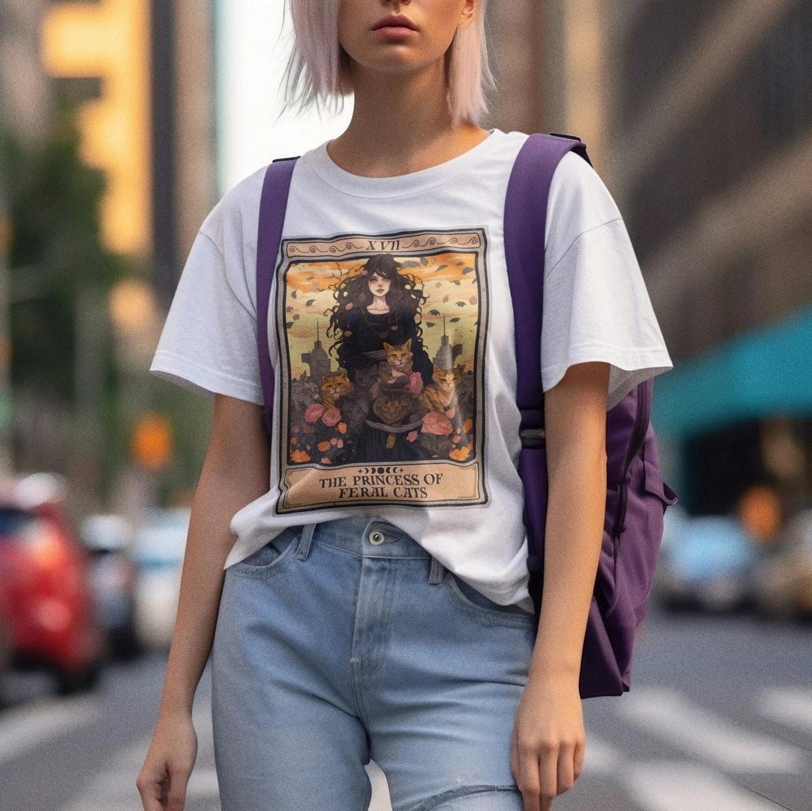 The Princess of Feral Cats Tarot Card Shirt 2XL