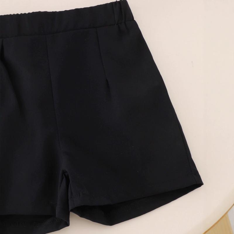 Girls' Fashionable Black Outfit - Summer Children's Simple Halter Top + Wide-leg Shorts Set