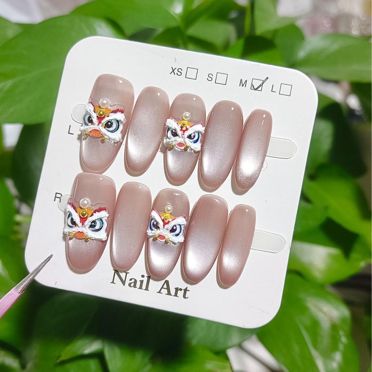 2025 New Year Lion Dance Cat-Eye Handmade Nails: High-End, Whitening Manicure Small