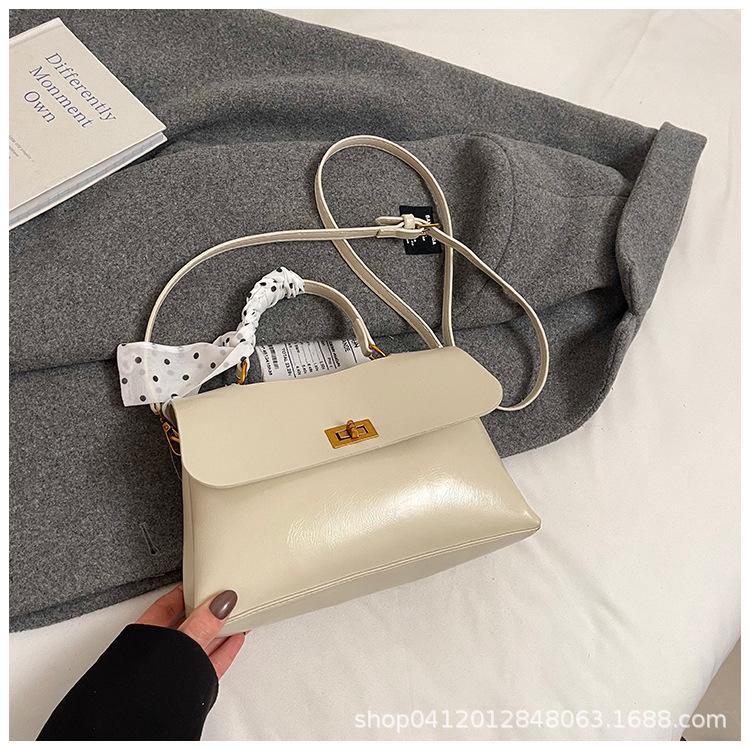 

Premium texture fashion hand carry small square bag 2025 autumn and winter new oil wax leather retro shoulder messenger bag