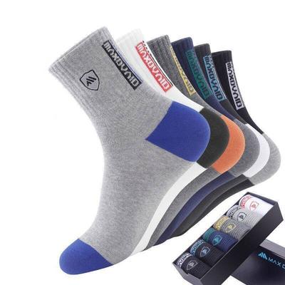 1/5 Paar schweißabsorbierende und desodorierende Herrensocken, lässige Alltagssocken für Herren, mittellange Socken mit bedrucktem Schildmuster, Sportsocken