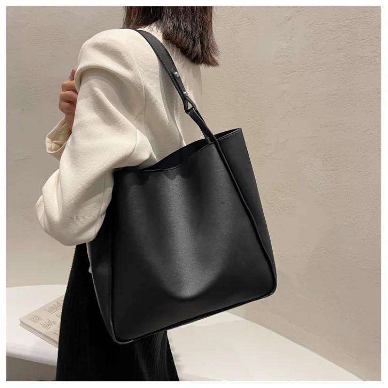 Fashi Women's Bucket Bag 2026 New Style Large-capacity Single-shoulder Underarm Bag Retro High Quality Commuting Bucket Bag