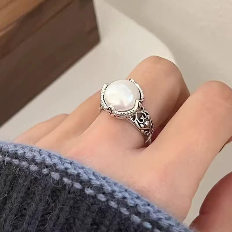 Open Adjustable High-End Retro Pearl Ring for Women