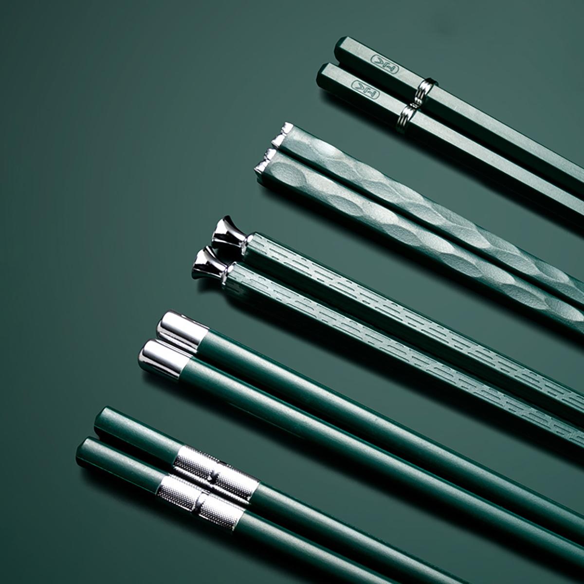 

5Pairs Green Non-slip Chopsticks Set Korean Food Sushi Sticks Chopsticks Japanese Alloy Serving Chopsticks For Hotel Restaurant