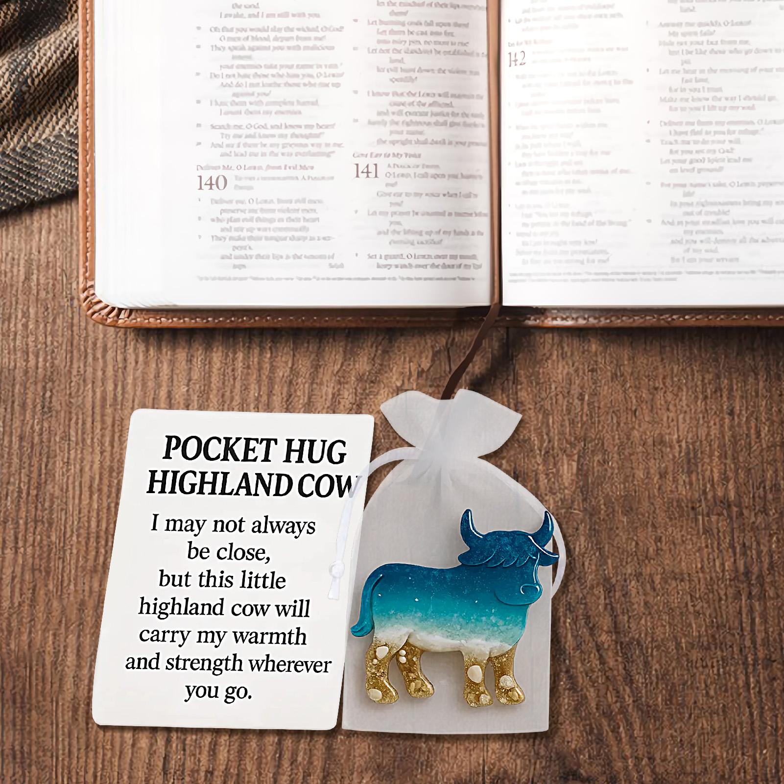 Декор «Шотландская корова» Миниатюрная шотландская корова с позитивной открыткой Смола Поднимающее настроение животное Сувенир для настольного дисплея Классной комнаты красный