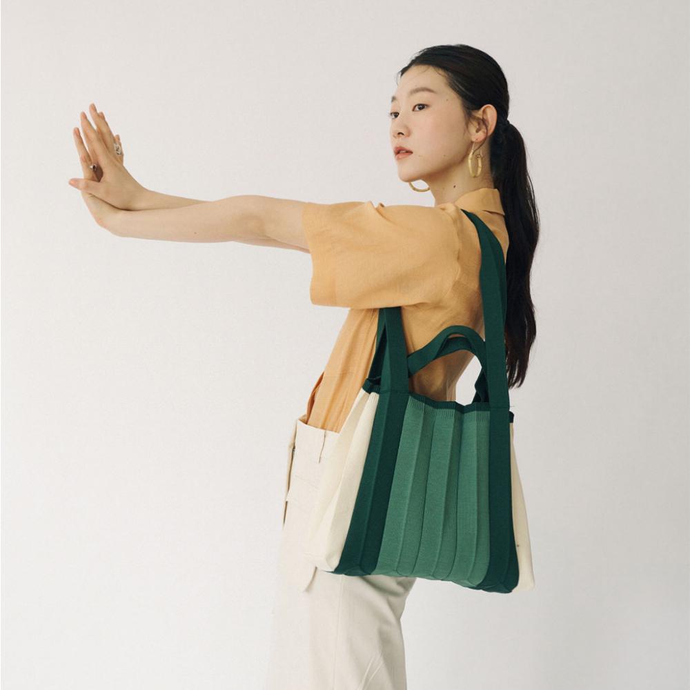 Buy Pleats Mama 2-Way Shoulder Tote Bag Accordion Pleated Knit Buy Pleats Mama 2-Way Shoulder Tote Bag Accordion Pleated Knit