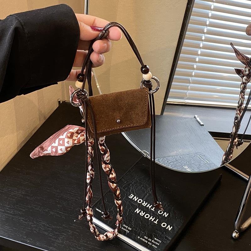 

Fashion Vintage Matte Exquisite Leather Crossbody Bag Pendant Necklaces For Women Long Rope Sweater Chain Trend Jewelry Gift A4