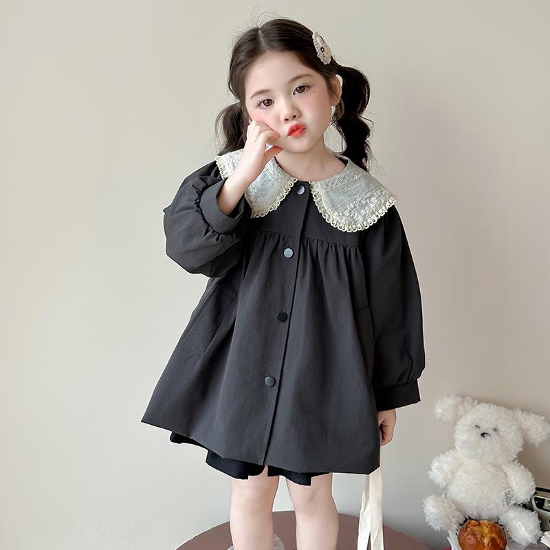 

Girls Fashionable Mid-Length Trench Coat - Spring & Autumn 2025 Style with Lace Accents 140 cm темно-сірий
