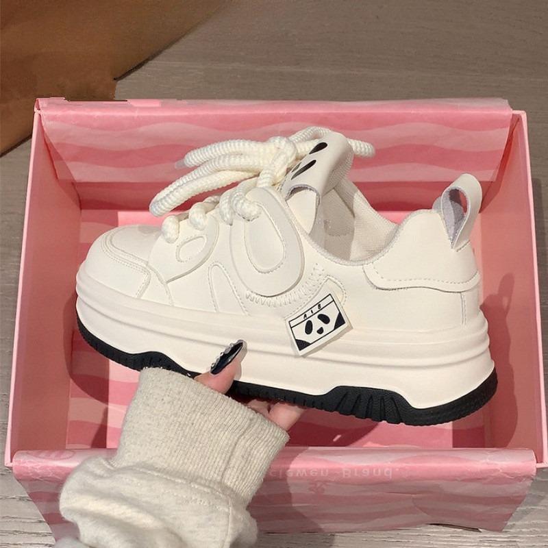 Vielseitige Schuhe mit dicker Sohle Beliebte Damen-Sneaker Neue lässige Sport-Dad-Schuhe