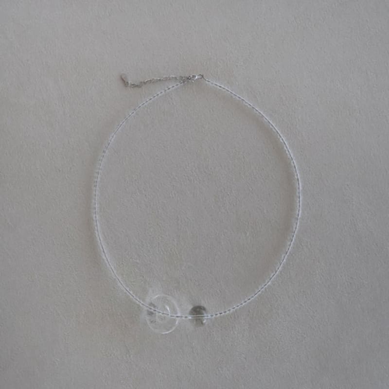 APIOH CLEAR NECKLACE