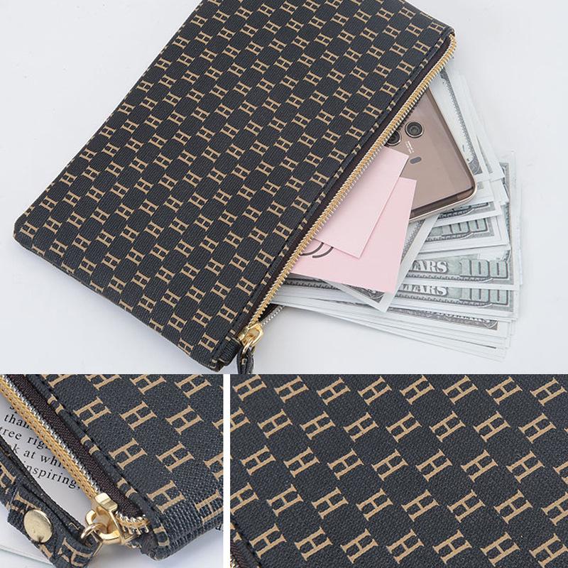 Korean Style Women's Retro Zipper Wallet - Large Capacity Fashion Clutch (2024)