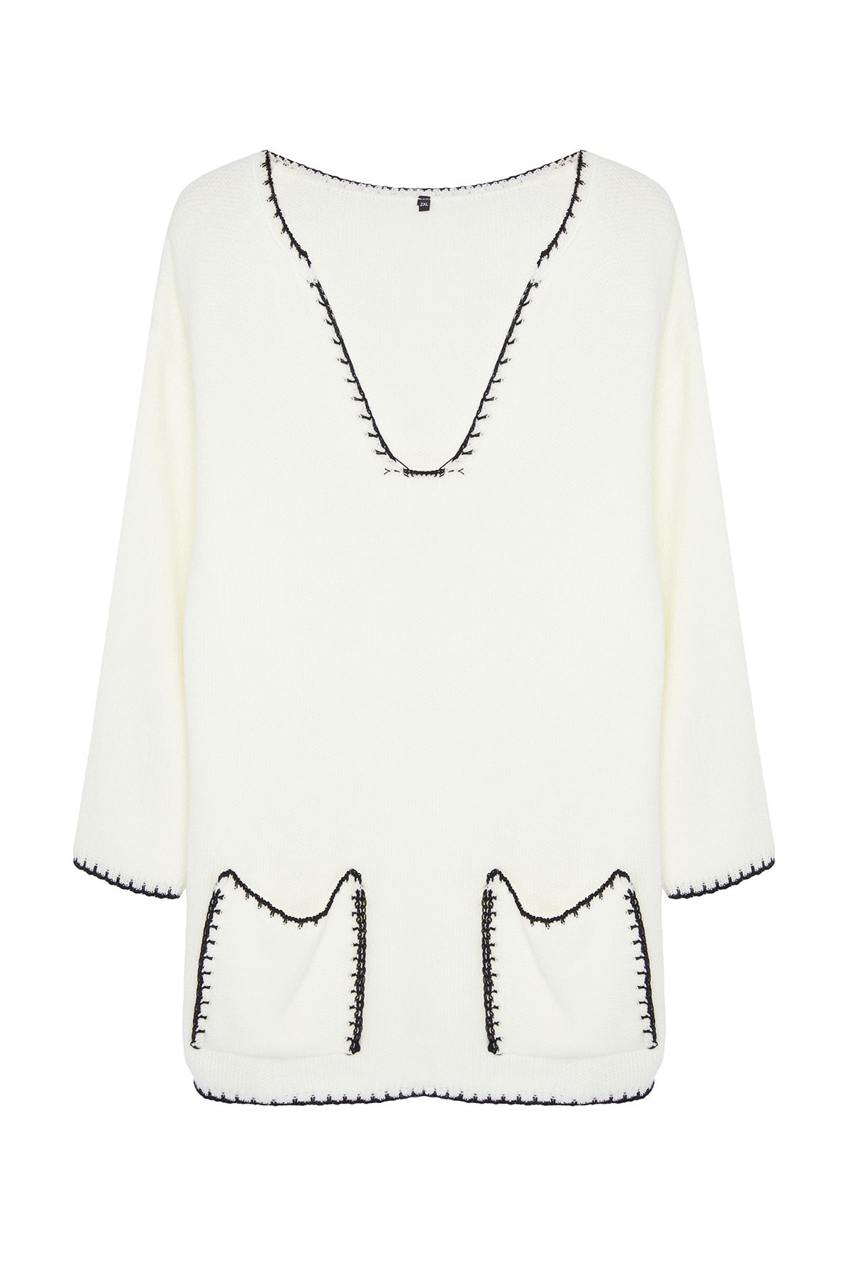 

Женский стильный трикотажный свитер больших размеров цвета экрю с детальной строчкой и v-образным вырезом 2XL