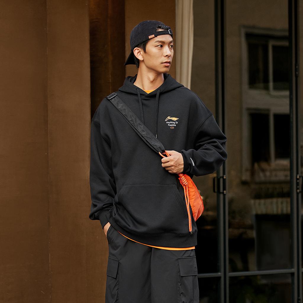 Li Ning Sportovní lifestylová série Americký retro minimalistický ležérní antistatický antibakteriální pohodlný mikina s kapucí Unisex mikiny Černá AWDUA05-4