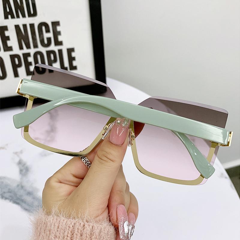 Rimless Sunglasses Women Trendy Vintage Oversized Luxury Lady Shades Eyewear Fashion Design Sun Glasses Brand
