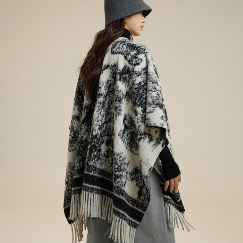 Morris Coming Home Fringed Shawl Ethnic Watercolor Pattern M2412ac601d