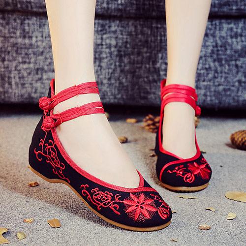 

Comemore Chinese Red Cloth Shoes Embroidered Traditional Craft Shoes Low Heel Dance Flats 2026 Comfortable Flat Beef Tendon Sole 34 чёрный