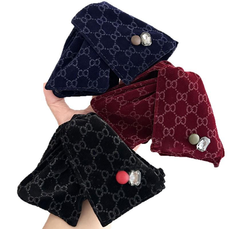 Satin Printed Triangle Hair Claw Clip - Versatile Fashion Headwear Accessory