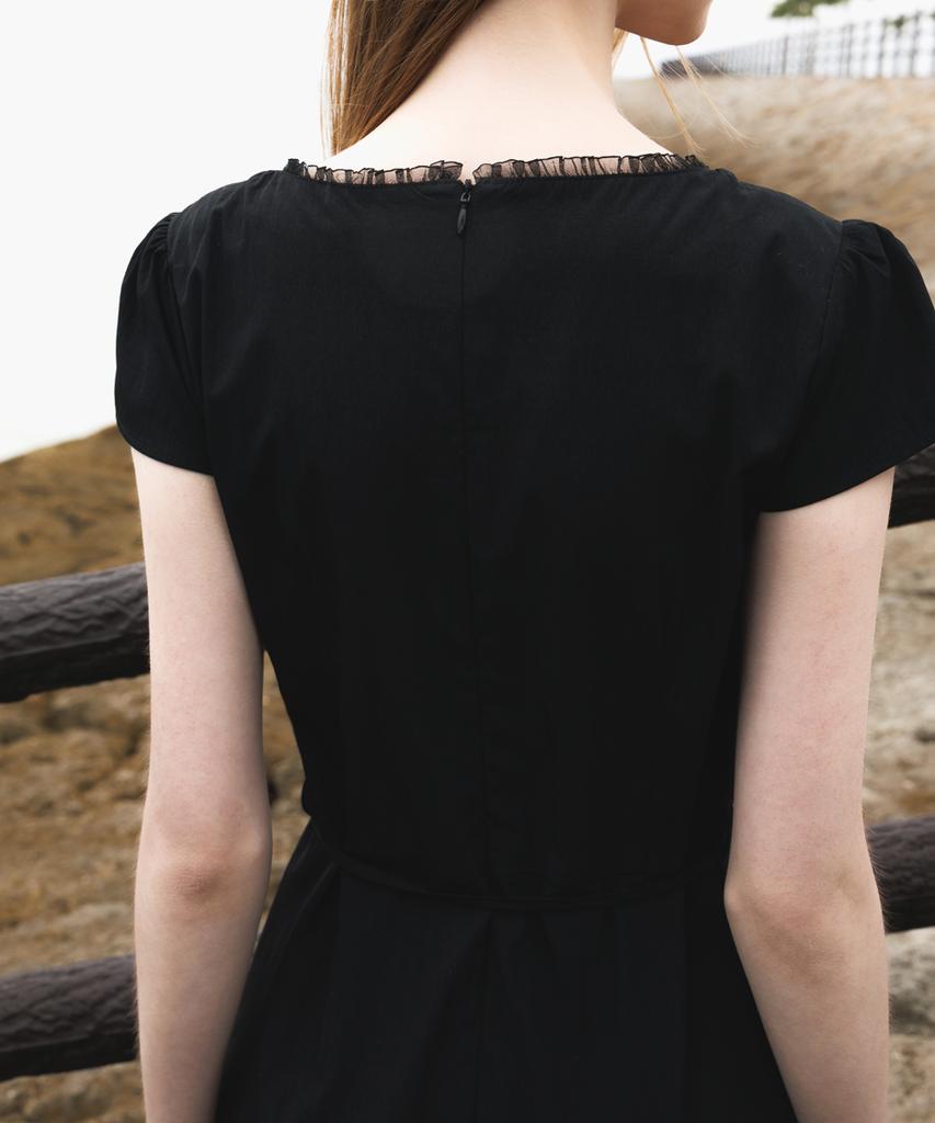 DEHEVE V-Neck Flare Dress [Black]