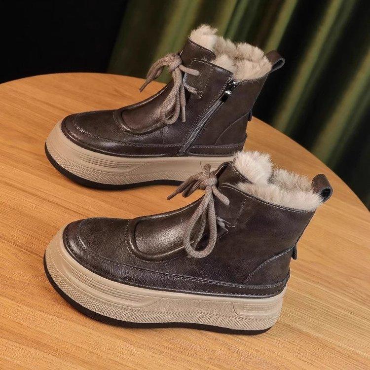 Autumn and winter 2025 versatile platform short boots velvet cotton shoes non-slip heightening snow boots women's warm mother snow boots