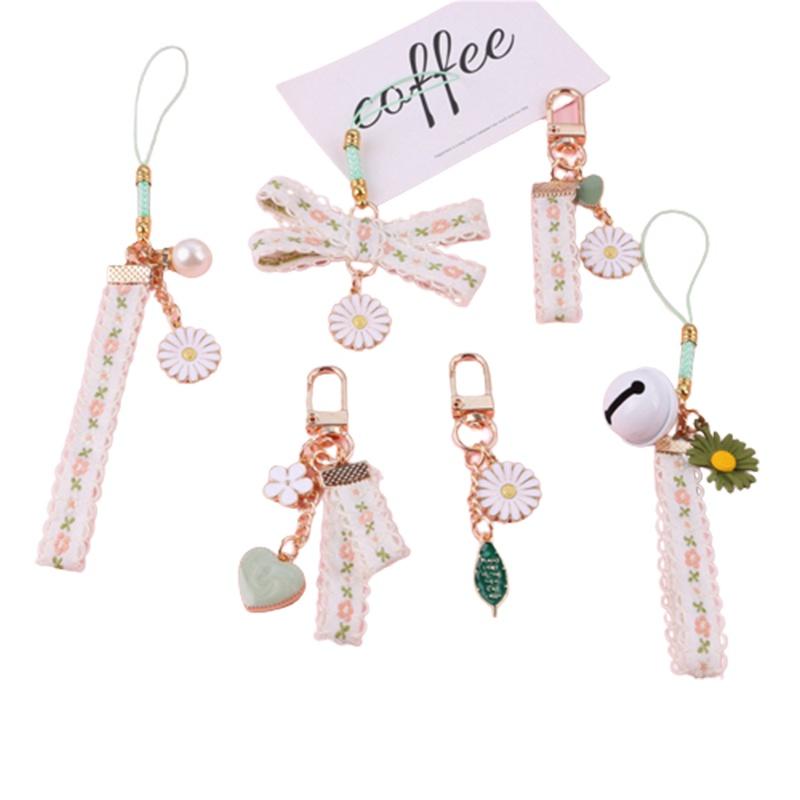 Creative Daisy Keychain Pendant In Unique Design For Bag Decoration And Gifts