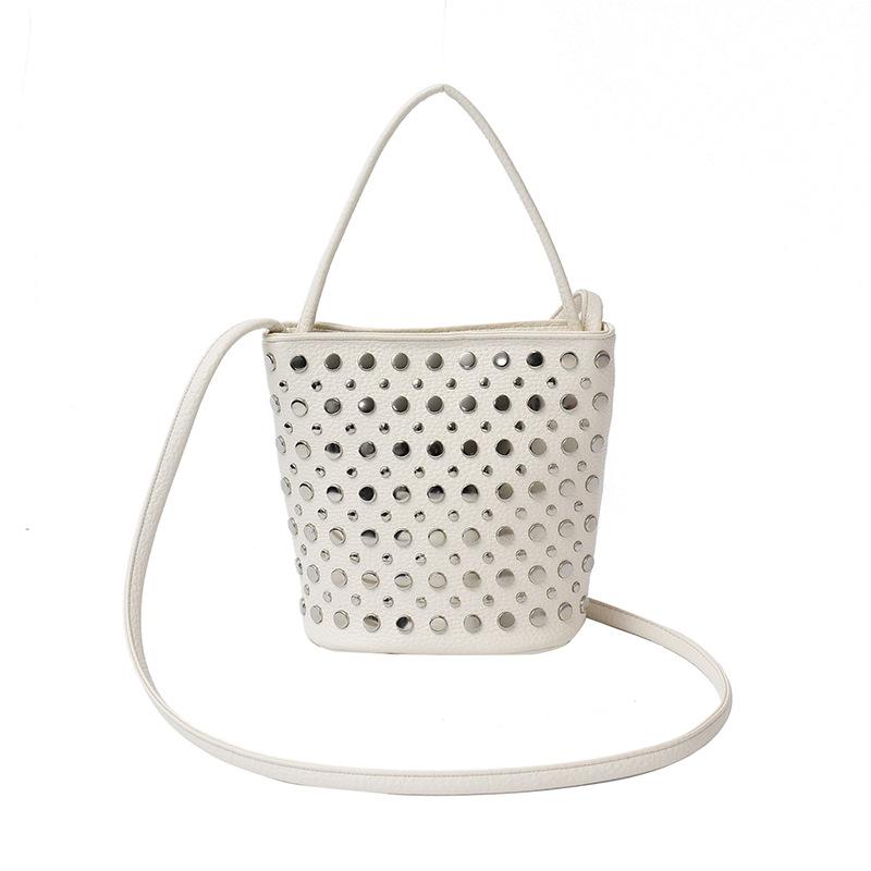 

Новая женская сумка с заклепками, модная крутая модная сумка на плечо, новая сумка-ведро, сумочка