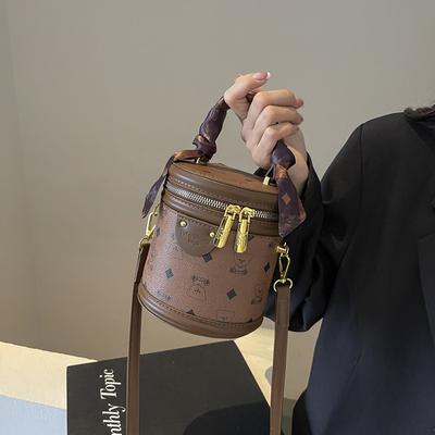 Portable Cylinder Bag Women's 2025 New Mobile Phone Bucket Bag Versatile Shoulder Women's Bag Oblique Span Bag Tide