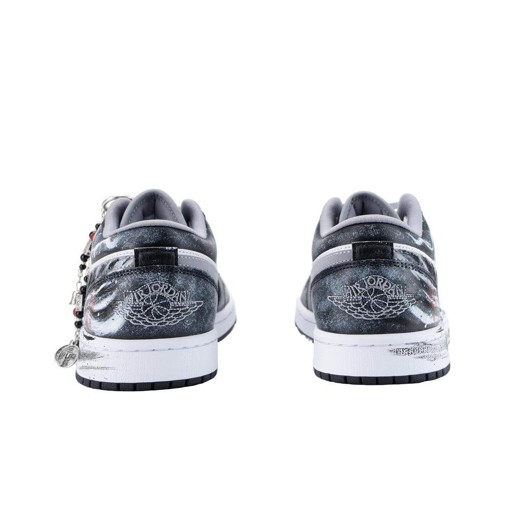 Jordan Air Jordan 1 Qi Body Flow Slip Resistant Abrasion Resistant Low Top Vintage Basketball Shoes Men's Black White 553558-040(Team626-)