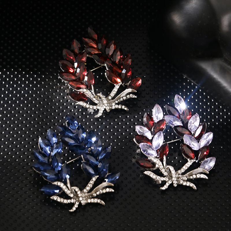 Korean Classic Pearl Brooch: Luxury Wheat Ear Shawl & Jacket Accessory for Women