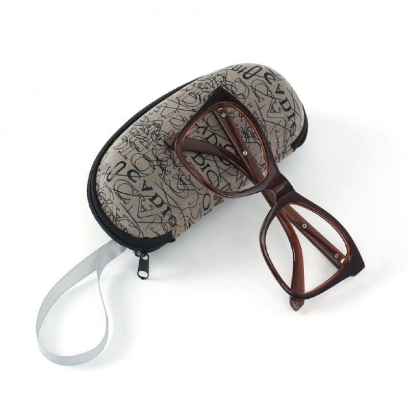 Lettering Hard Sunglass Case (Gray)