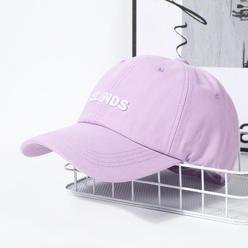 

Новая модная английская бейсболка Защита от солнца Спортивная защита от солнца Парная шляпа Английская вышивка Регулируемая повседневная бейсболка 54-60