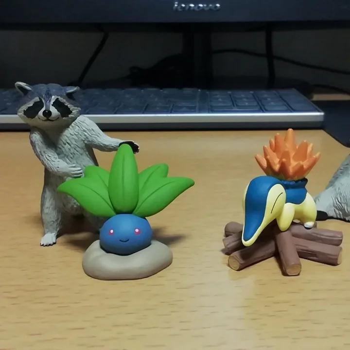 GACHA Oddish Donphan Cyndaquil Sandshrew Donphan Hide and Seek FIGURE MODEL TOYS