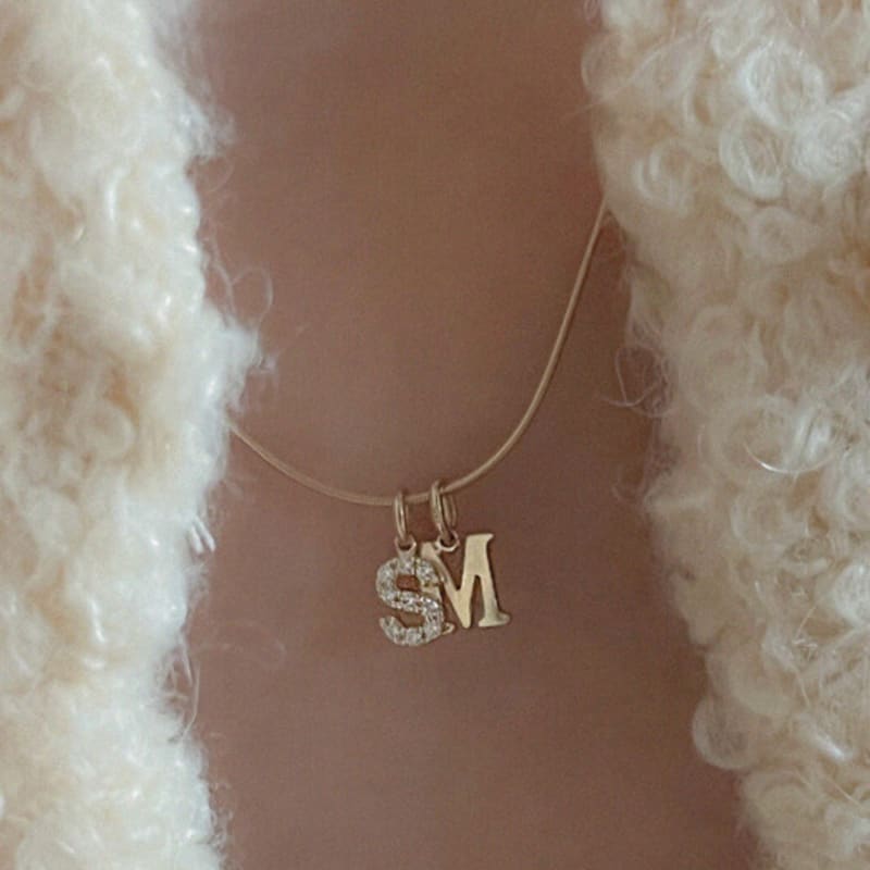 

BettyU 14k gold big initial pendant (A~Z) rose gold