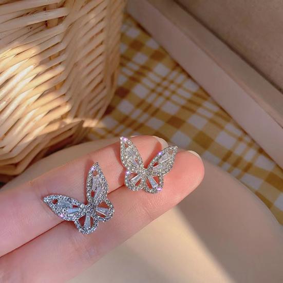 1 Pair Ear Studs Butterfly Shape Rhinestone Faux Crystal Decor Hollow Anti-rust Anti-allergy Lightweight Ear Decoration Jewelry Lady Prom