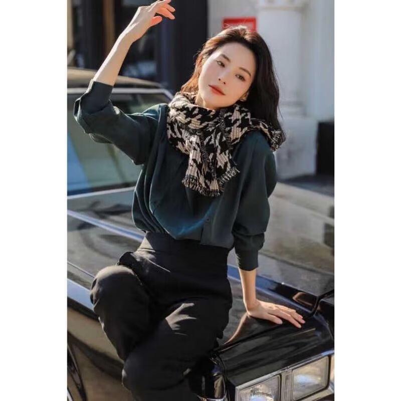 NINA SOLOR Large Houndstooth Cashmere Scarf Shawl