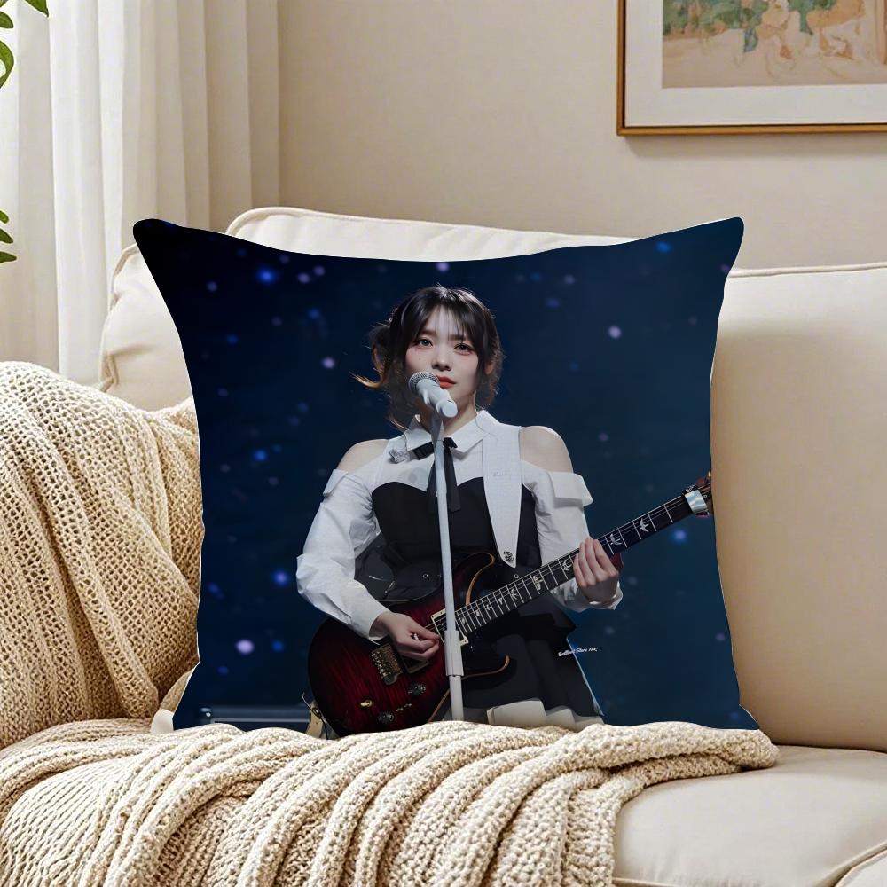 Idol Kpop QWER SSiyeon Cushion Cover Pillowcase Antidustmite living Room Sofa Decor Cushion Room