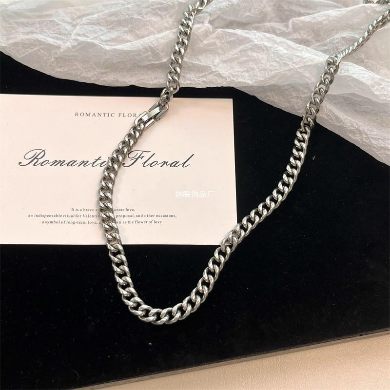 Titanium Steel Cuban Link Chain Necklace Men Women Minimalist Hip Hop Pendant Size Geometric Style Daily Wear
