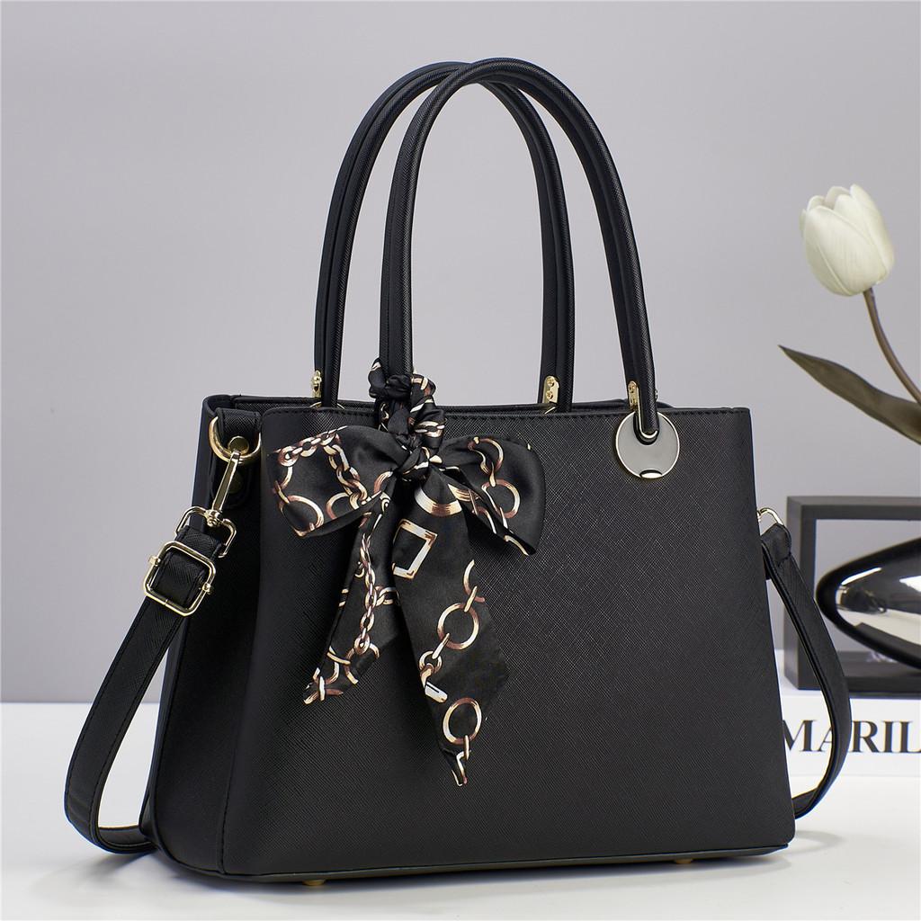 Stylish Big Size Crossbody Bag For Ladies With Zipper Closure And Inner Pockets