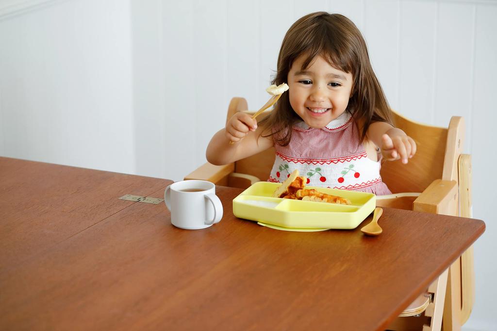 DADWAY MOOMIN BABY Moomin Baby Silicone Plate FDMB001065200 Suction Cup Dish House/Yellow