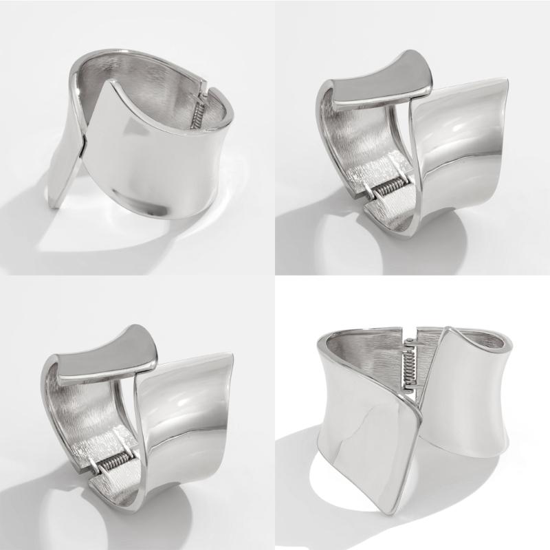 Fashionable Geometric Bangle/Finger Ring Handmade Wide Cuff Bangle Unisex Fashion Jewelry for Stylish Women and Men