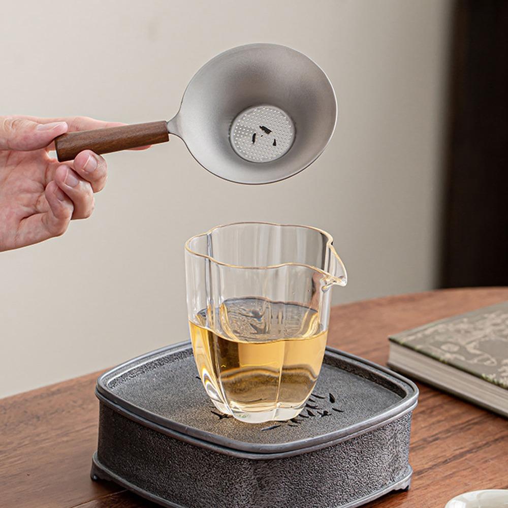 Solid Wood Handle Tea Filter Lightweight Ti Mesh Tea Sieve Tea Fine Mesh Strainer Loose Leaf Tea