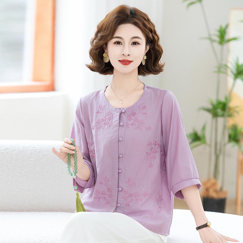 2026 Spring Embroidered Round Neck Loose Shirt for Middle-aged and Elderly Women 5XL (150-165 jin)