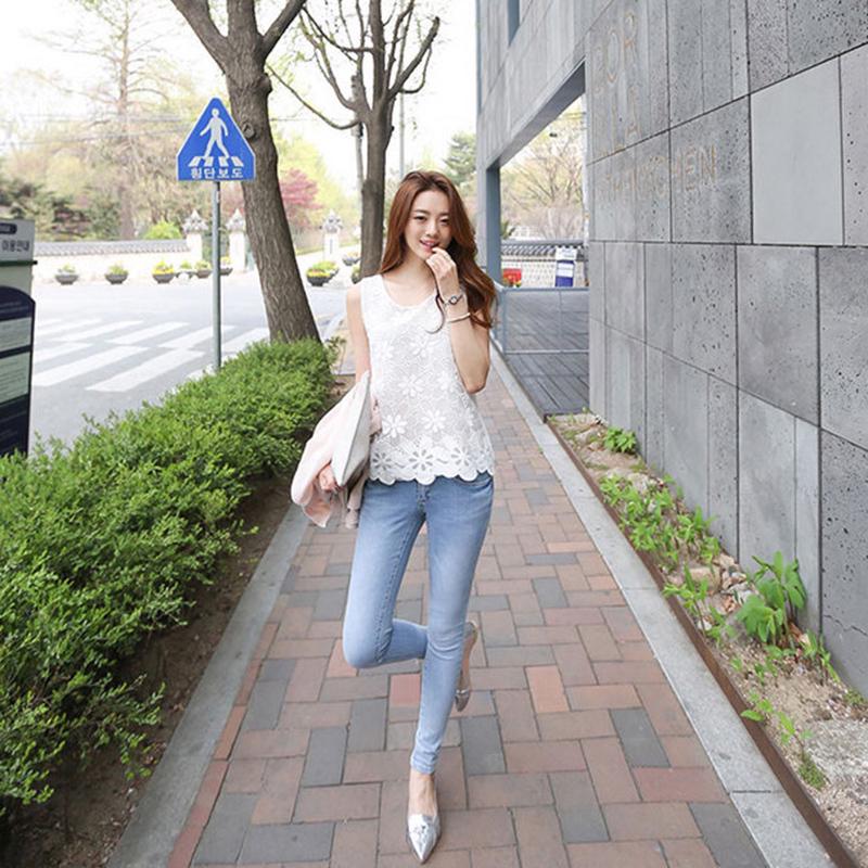 Women Summer Loose Lace Flower Sleeveless Vest